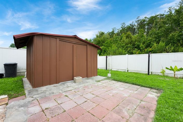 Image No.19-3 Bed Property for sale