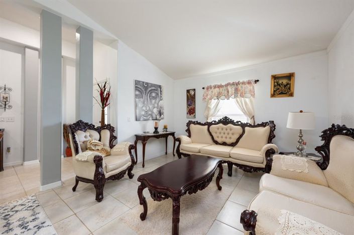 Image No.3-3 Bed Property for sale