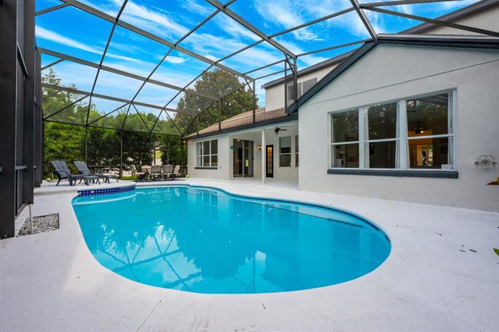 Image No.2-Propriété de 5 chambres à vendre à Orlando