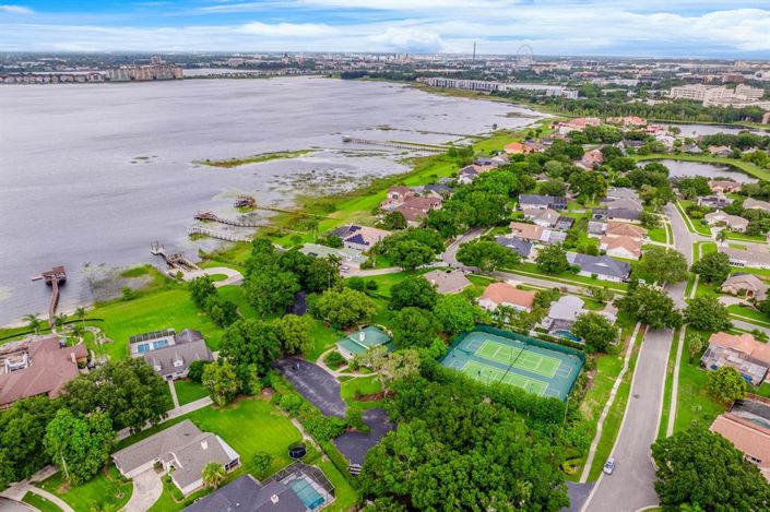 Image No.33-Propriété de 5 chambres à vendre à Orlando