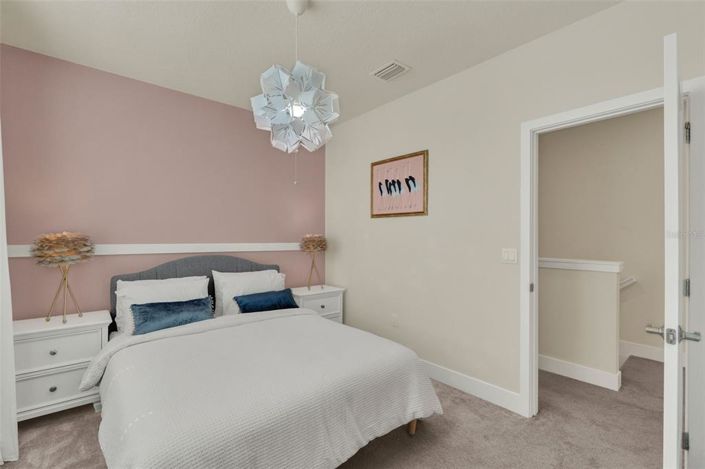 Image No.21-4 Bed Townhouse for sale