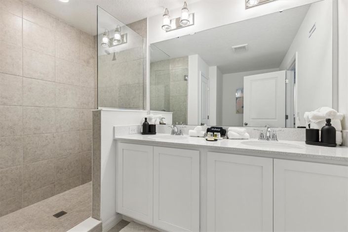 Image No.26-3 Bed Townhouse for sale