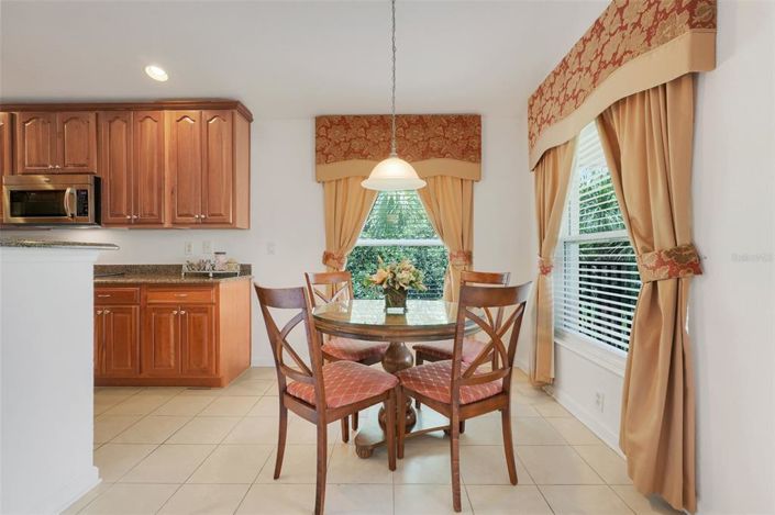 Image No.20-2 Bed Property for sale