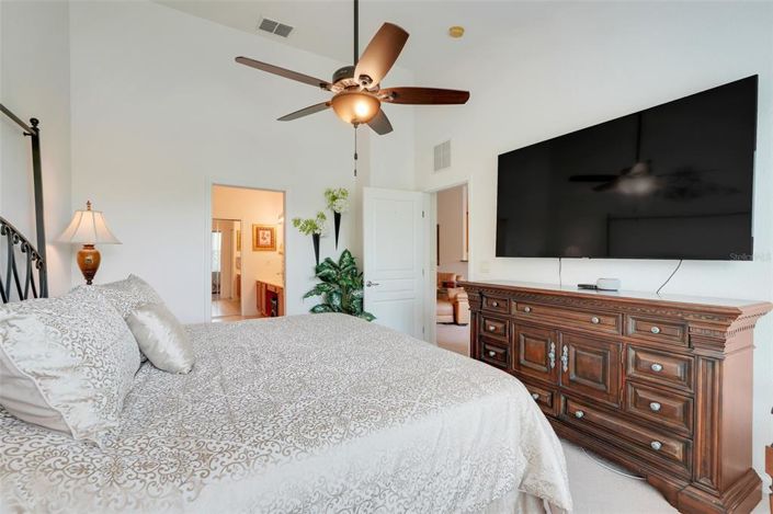 Image No.28-2 Bed Property for sale