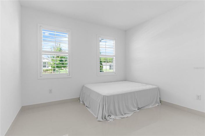 Image No.18-3 Bed Property for sale