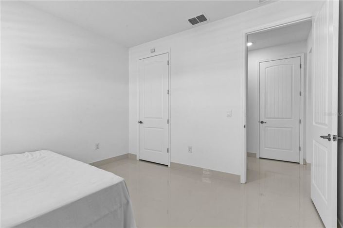 Image No.19-3 Bed Property for sale