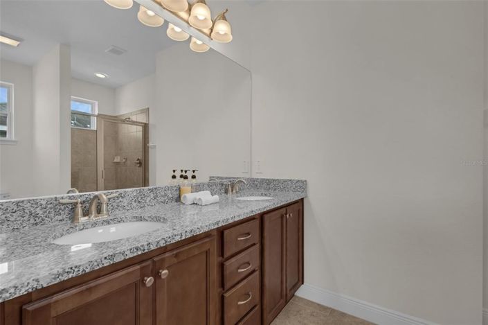 Image No.21-Propriété de 8 chambres à vendre à Kissimmee