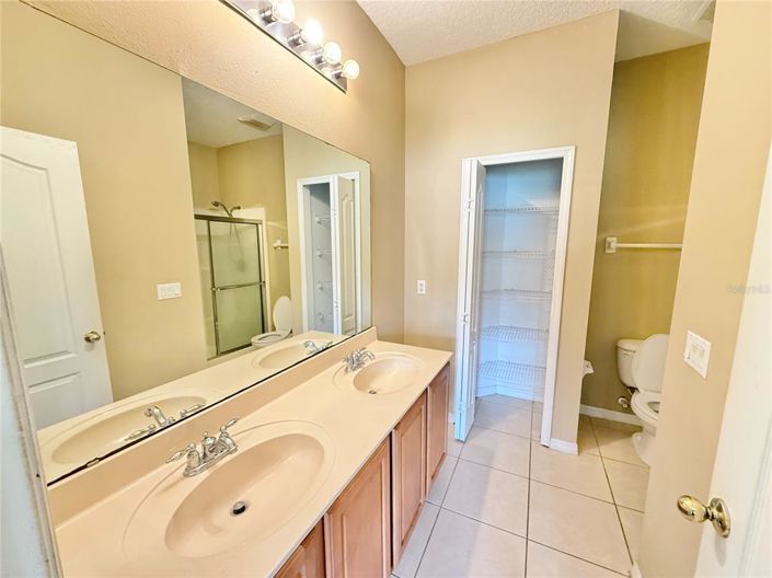 Image No.15-3 Bed Property for sale