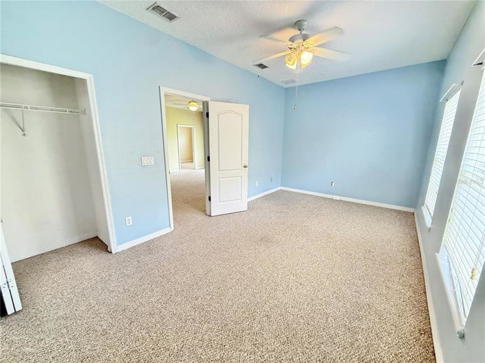 Image No.17-3 Bed Property for sale