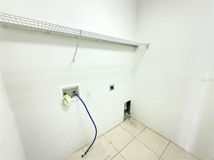 Image No.23-3 Bed Property for sale