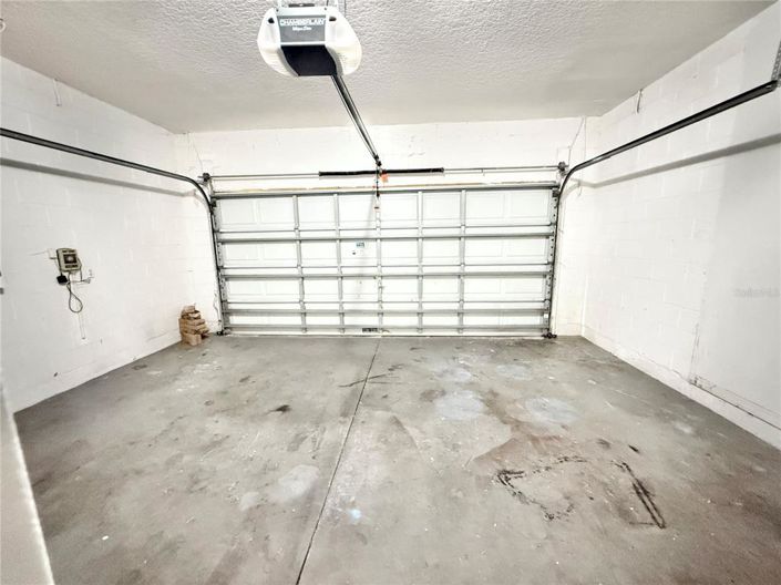 Image No.24-3 Bed Property for sale