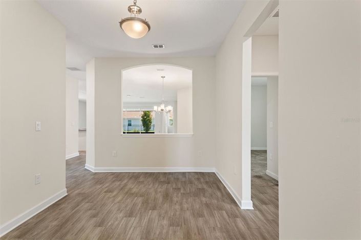 Image No.3-4 Bed Property for sale