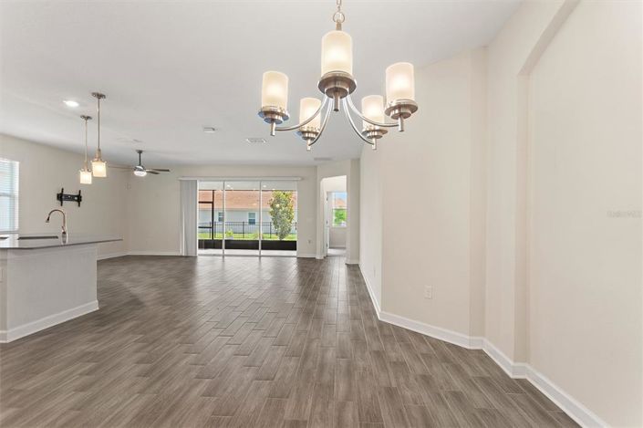 Image No.6-4 Bed Property for sale