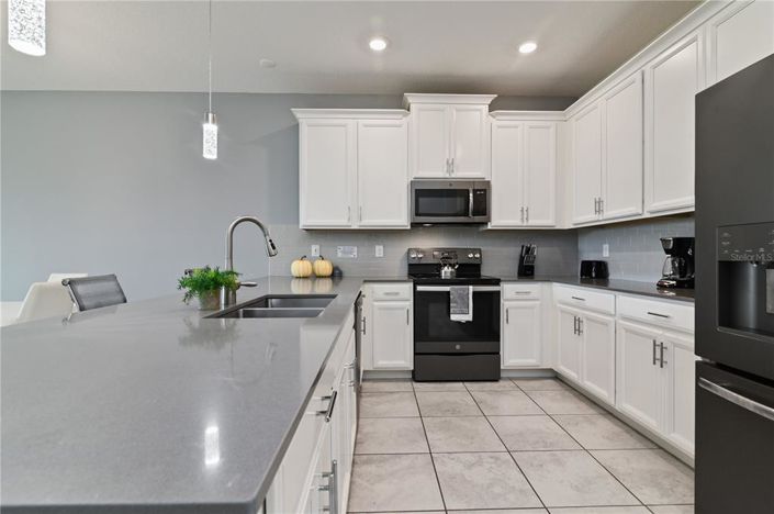 Image No.15-3 Bed Townhouse for sale