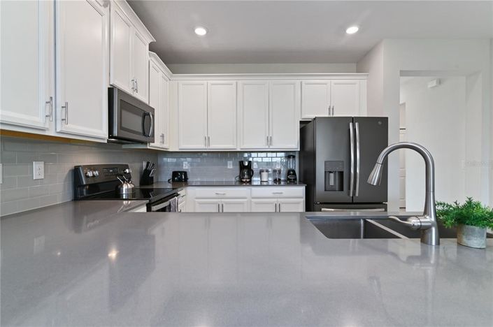 Image No.17-3 Bed Townhouse for sale