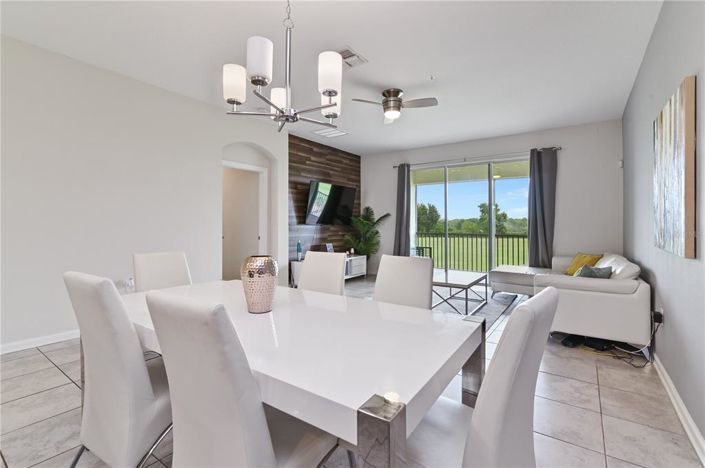 Image No.19-3 Bed Townhouse for sale