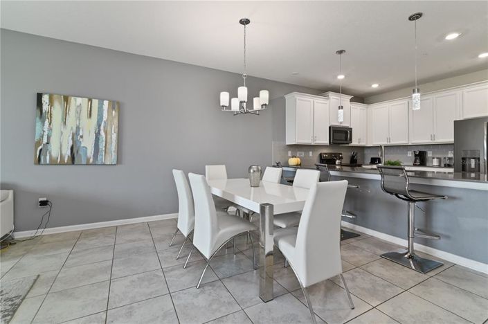 Image No.20-3 Bed Townhouse for sale