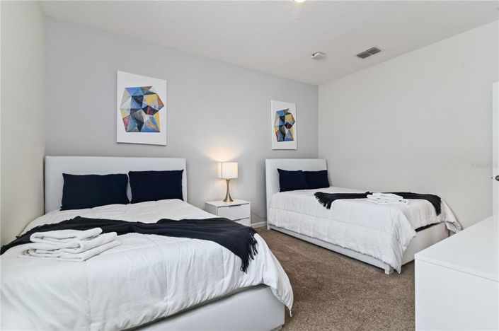 Image No.37-3 Bed Townhouse for sale