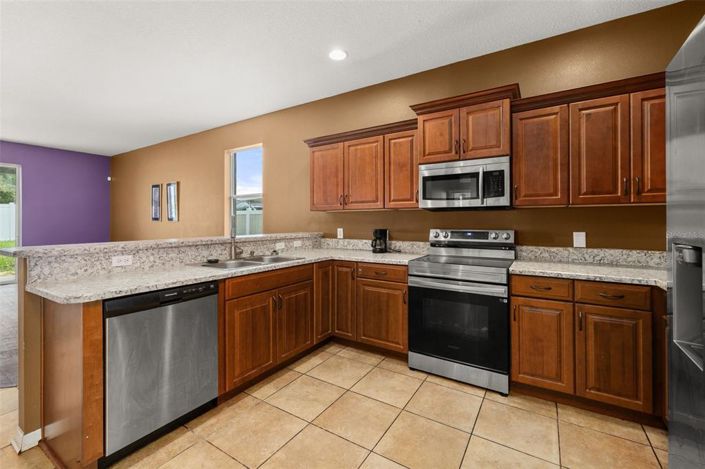 Image No.12-4 Bed Property for sale