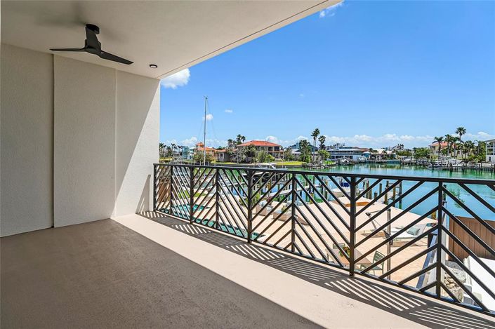 Image No.14-Propriété de 4 chambres à vendre à Floride