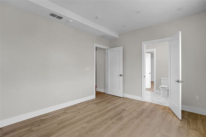 Image No.24-Propriété de 4 chambres à vendre à Floride