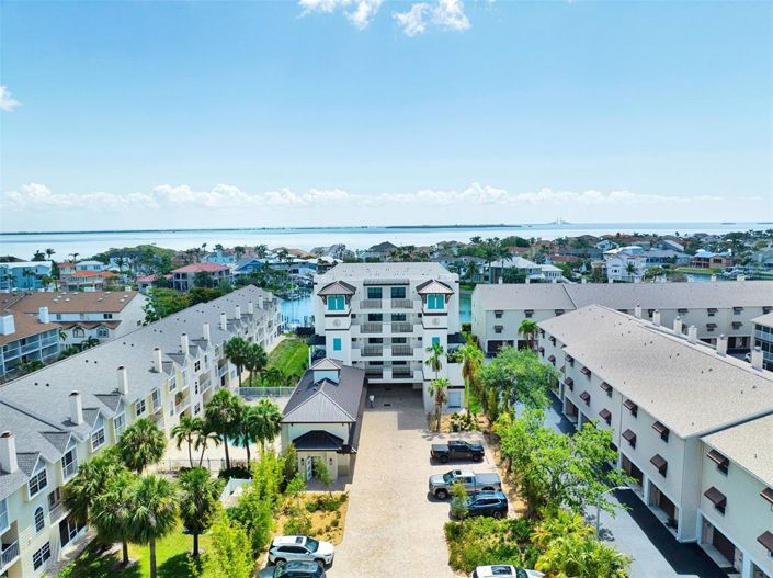 Image No.3-Propriété de 4 chambres à vendre à Floride