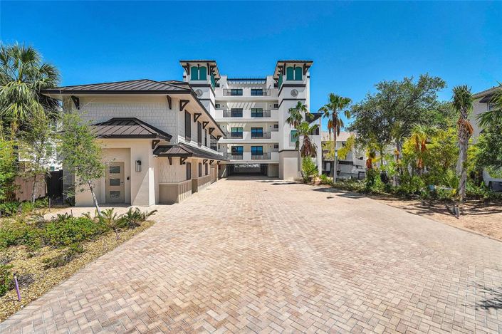 Image No.1-Propriété de 4 chambres à vendre à États-Unis