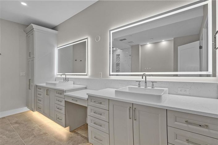 Image No.28-4 Bed Property for sale