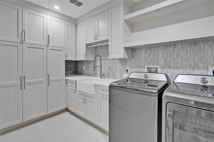 Image No.31-4 Bed Property for sale