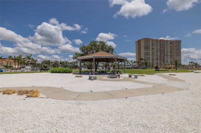 Image No.41-2 Bed Property for sale