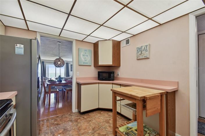 Image No.20-2 Bed Property for sale