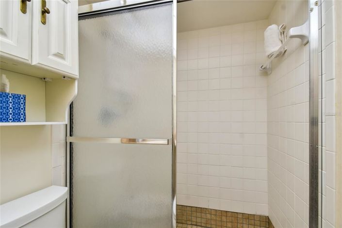 Image No.26-2 Bed Property for sale