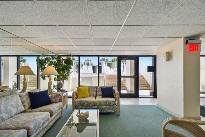 Image No.32-2 Bed Property for sale