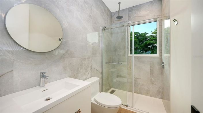 Image No.34-5 Bed Property for sale