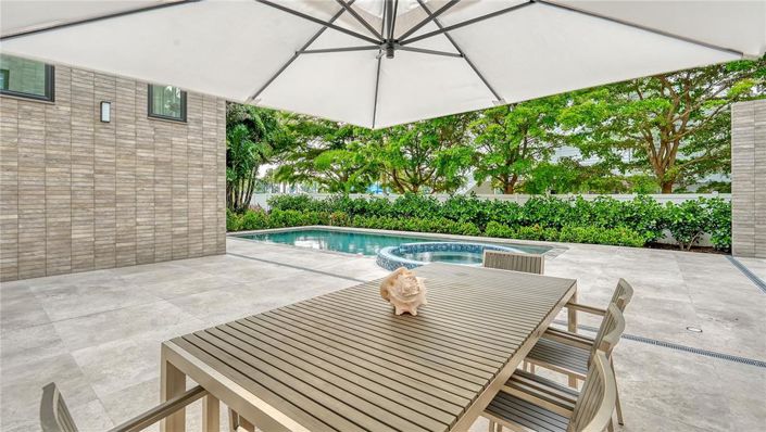 Image No.41-5 Bed Property for sale