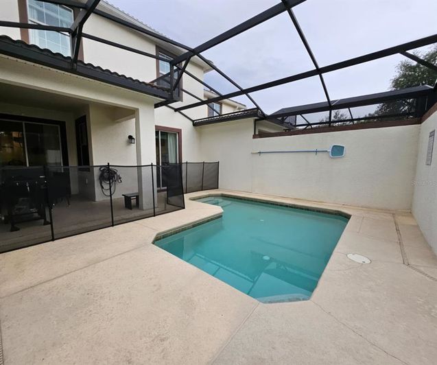 Image No.18-4 Bed Townhouse for sale