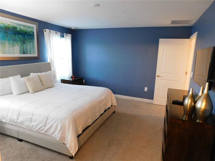 Image No.31-4 Bed Townhouse for sale