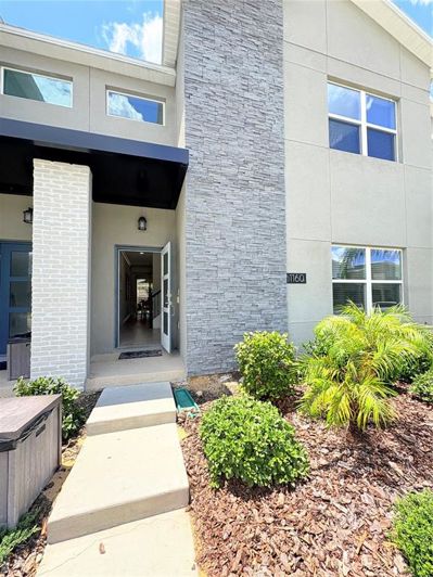Image No.1-4 Bed Townhouse for sale