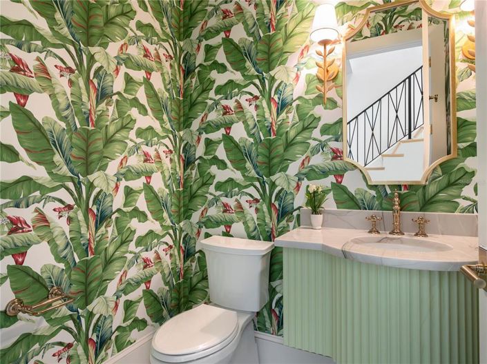 Image No.24-4 Bed Property for sale