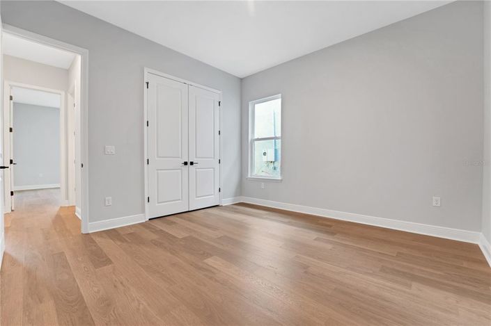 Image No.12-4 Bed Property for sale