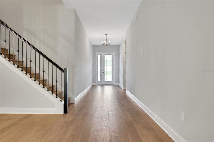 Image No.2-4 Bed Property for sale