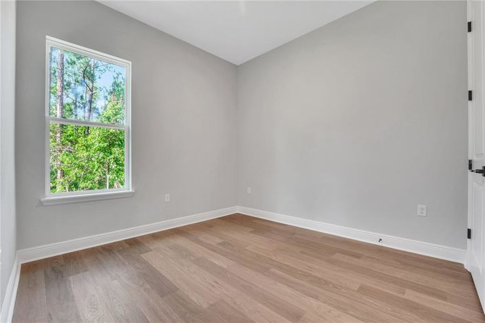 Image No.33-4 Bed Property for sale