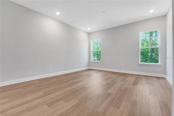 Image No.37-4 Bed Property for sale