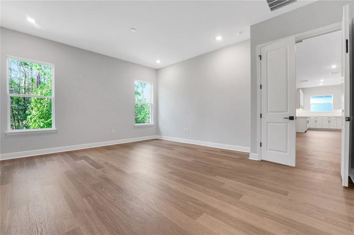 Image No.39-4 Bed Property for sale