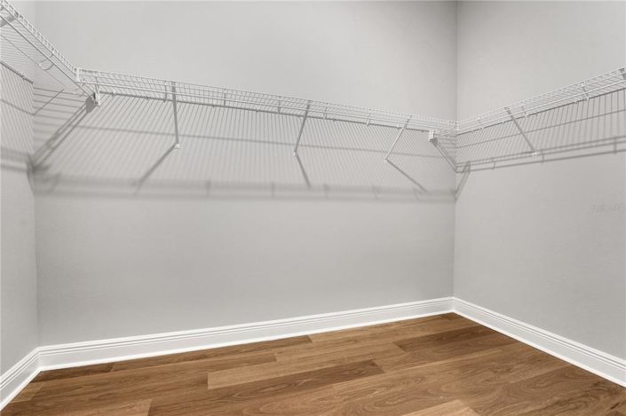 Image No.41-4 Bed Property for sale