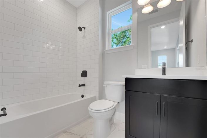 Image No.57-4 Bed Property for sale