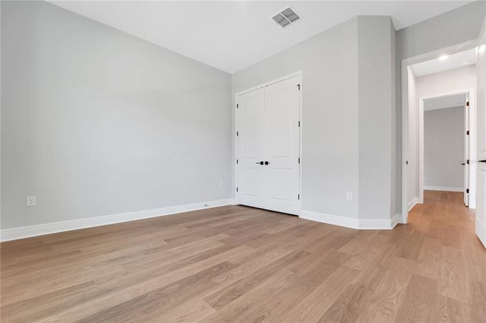 Image No.8-4 Bed Property for sale