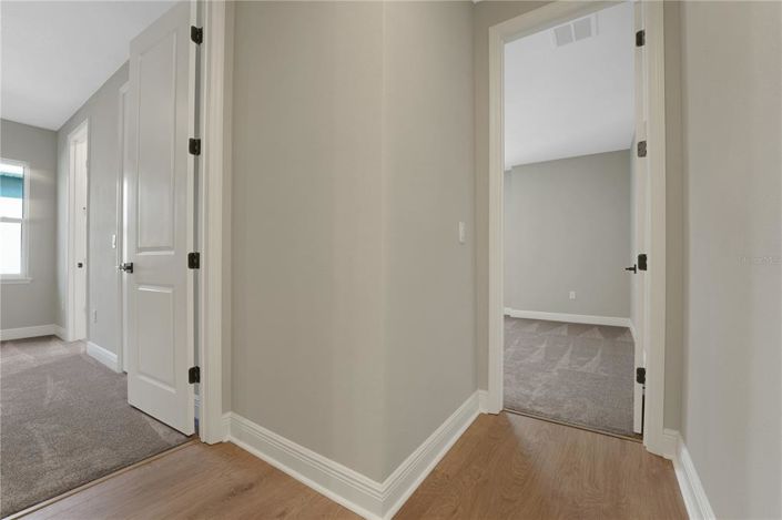 Image No.25-6 Bed Property for sale