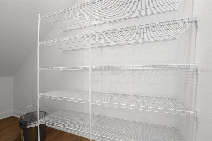 Image No.40-6 Bed Property for sale