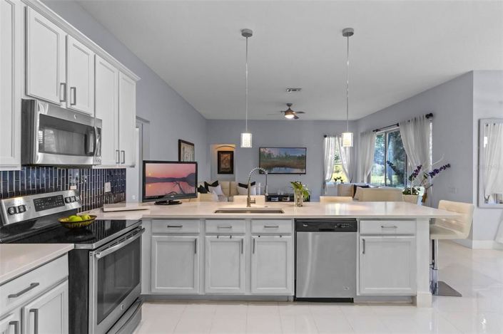 Image No.13-4 Bed Property for sale